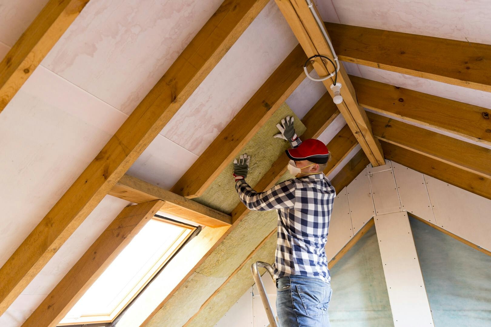 Insulate an Attic Roof Rafters