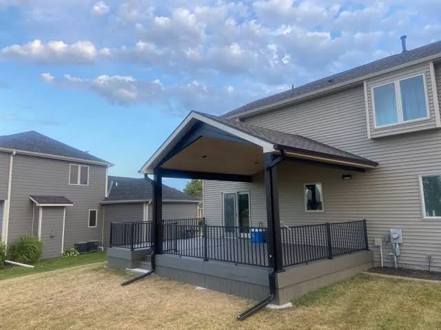 Top-Rated Roofing Experts in Waverly, NE | Star Home